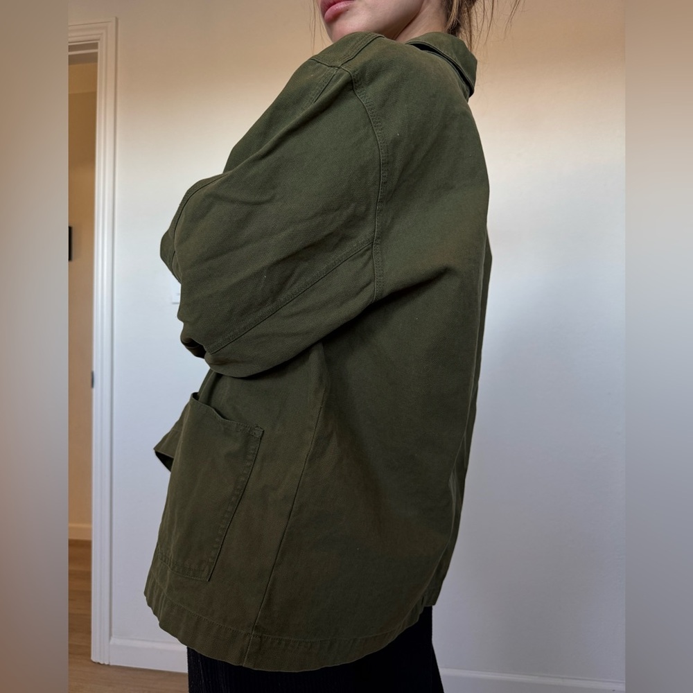 Nike Women’s Oversize Khaki Green Shirt Jacket - Picture 3 of 5